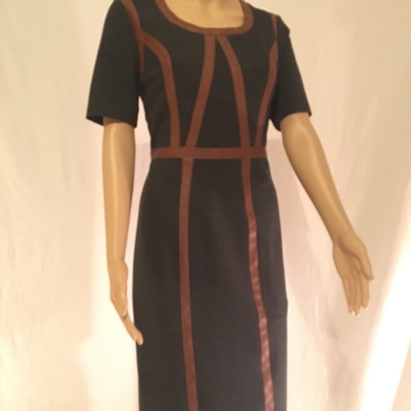 António Melani Warm Short Sleeve Dress - Picture 4 of 4